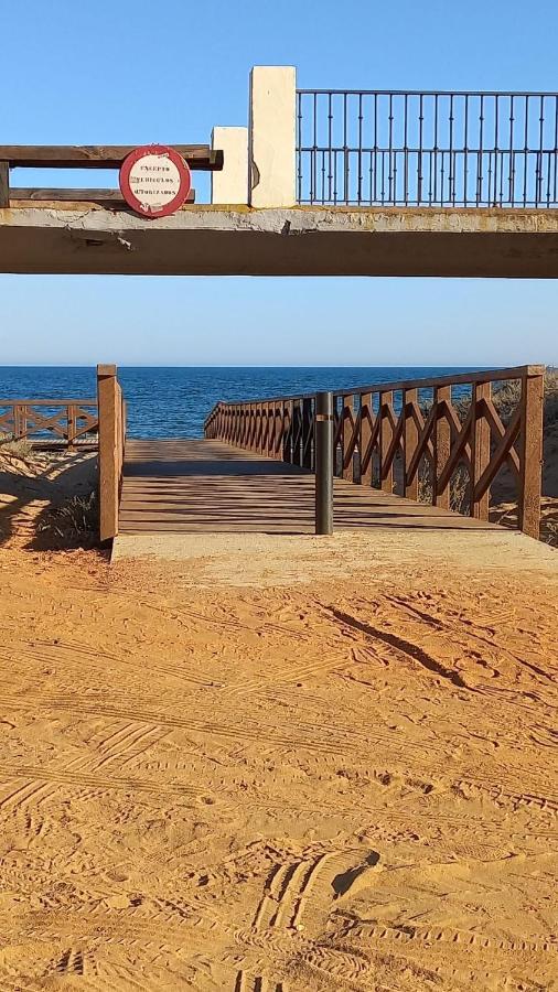 Estudio Con Piscina Y Garaje A 100 Mtr De La Playa Isla Cristina Extérieur photo